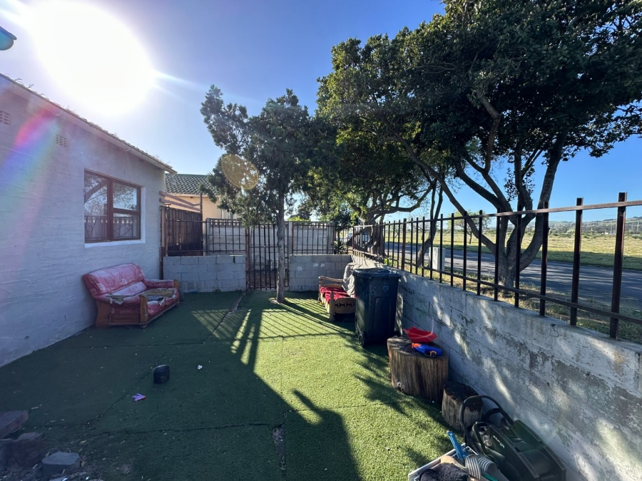 3 Bedroom Property for Sale in Gaylee Western Cape